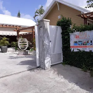  Villa Ixora